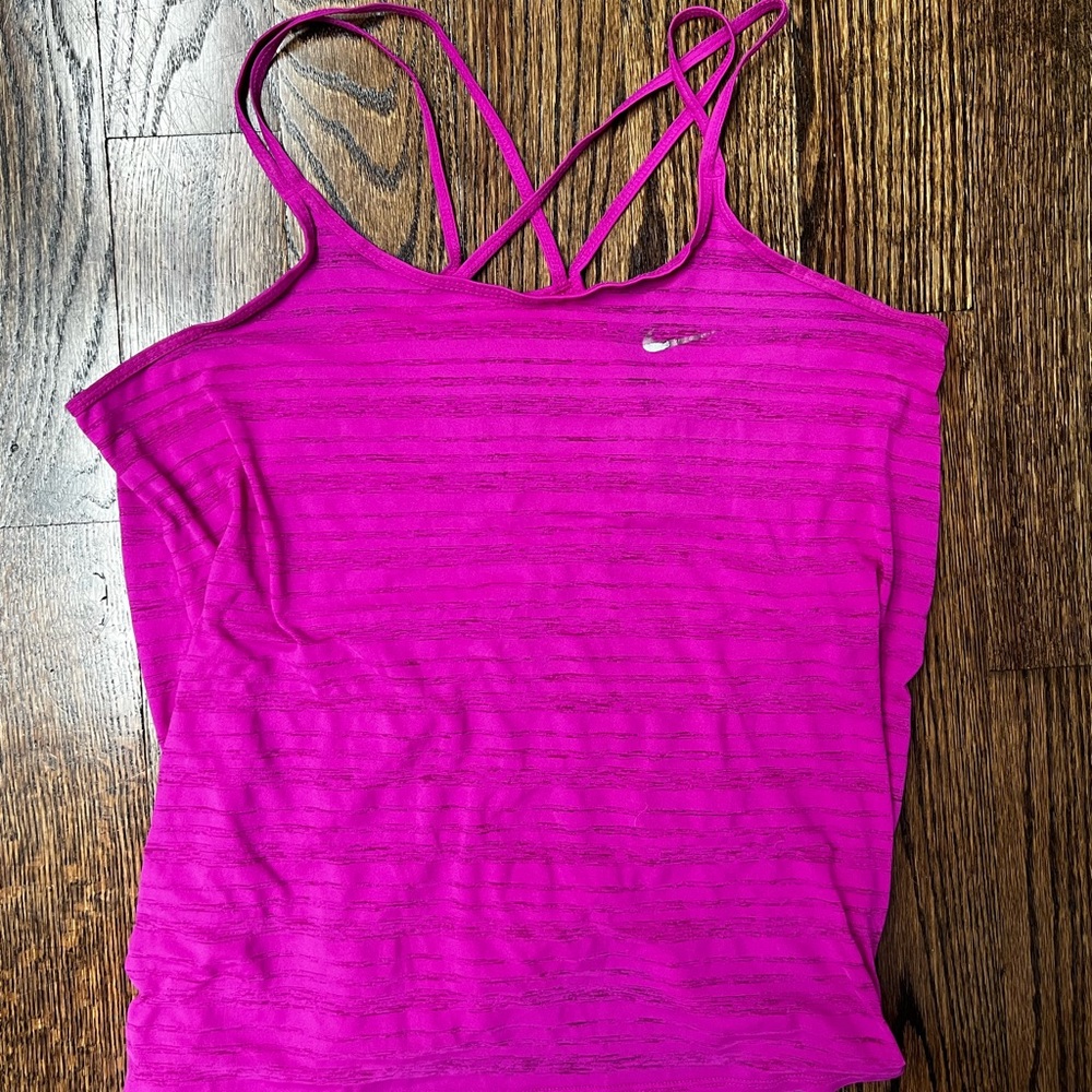 Women’s Fuchsia Nike Cross Back Dri-Fit Tank Size M